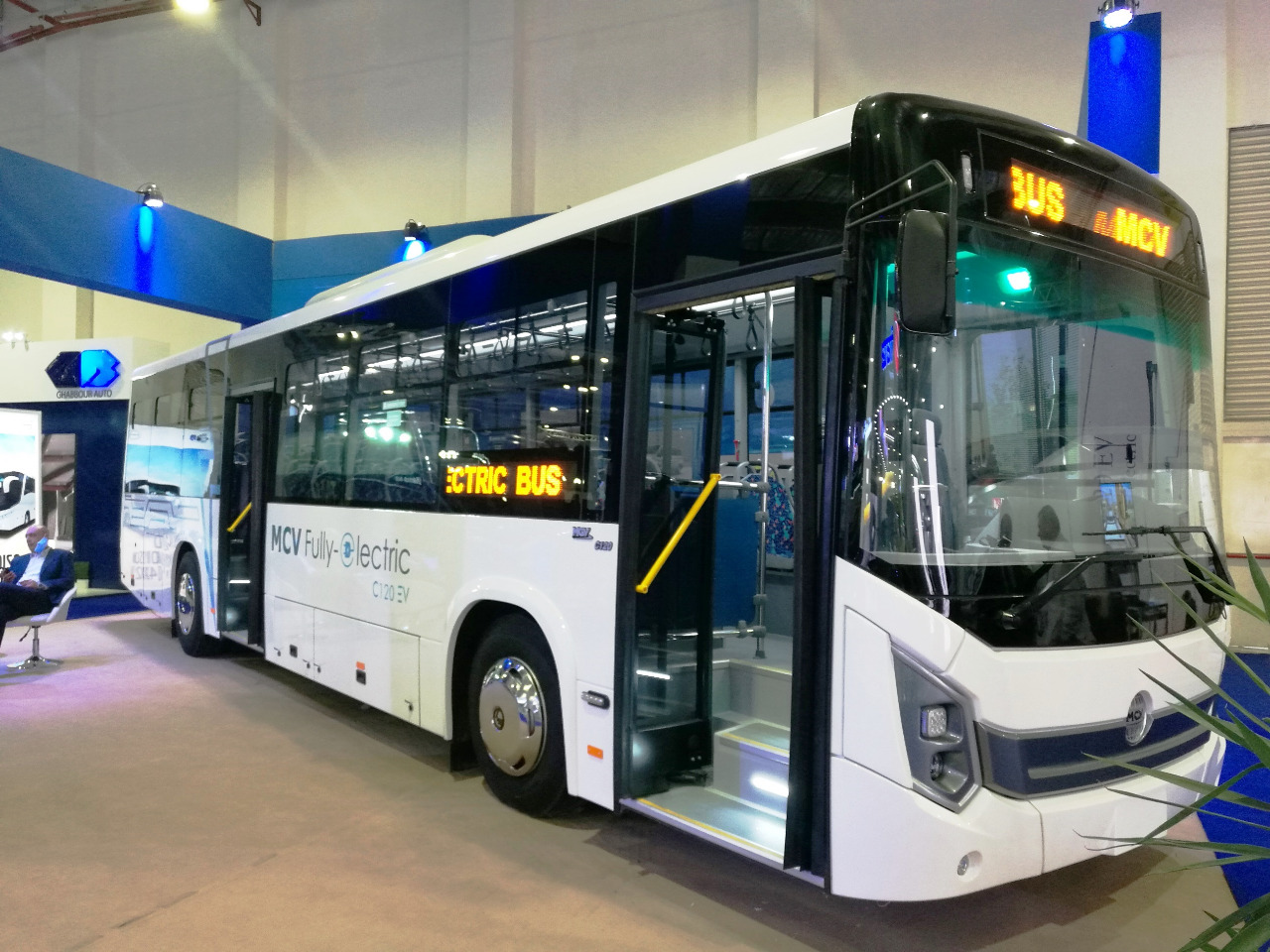 أتوبيس النقل جماعي كهربائيالنقل السريع