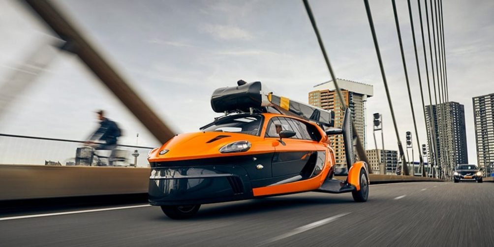 سيارت تتحول إلى طائرة