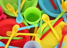 أدوات المائدة من البلاستيك الحيوي