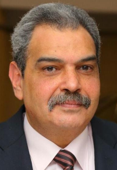 د.مصطفى حسين