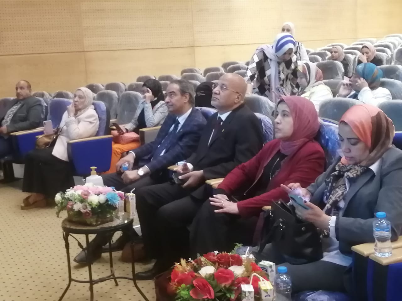 ندوة كلية البنات بجامعة عين شمس