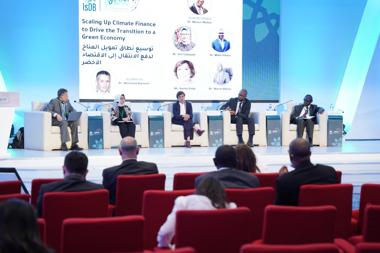 جلسة التمويل باجتماعات بنك التنمية الإسلامي