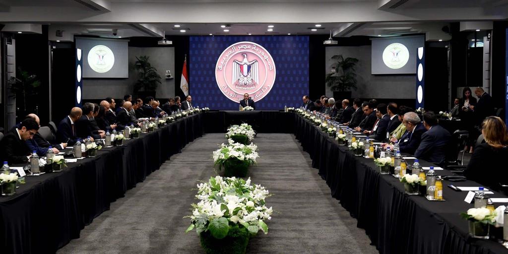 اجتماعات رئيس الحكومة ورجال أعمال الكويت