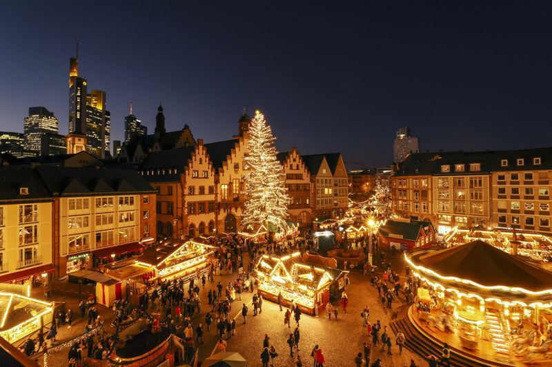 شارع الأضواء في زيورخ قبل تطبيق إجراءات خفض الأضواء