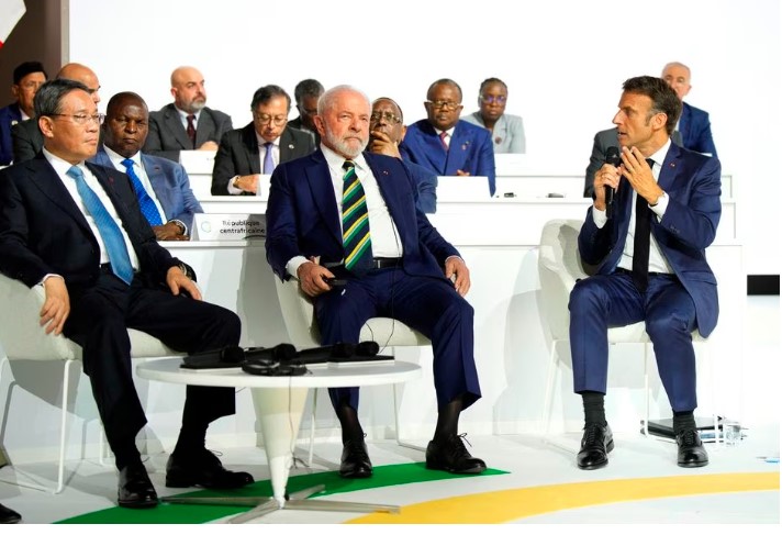 الرئيس الفرنسي ورئيس البرازيل ورئيس مجلس الدولة الصيني