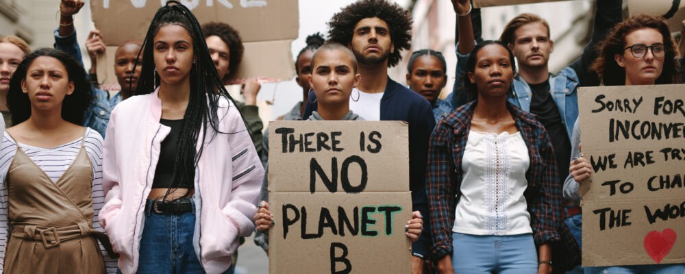 نشطاء المناخ .. جيل z