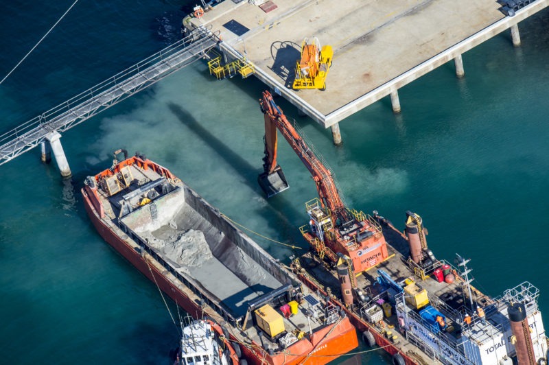 صناعة التجريف البحري