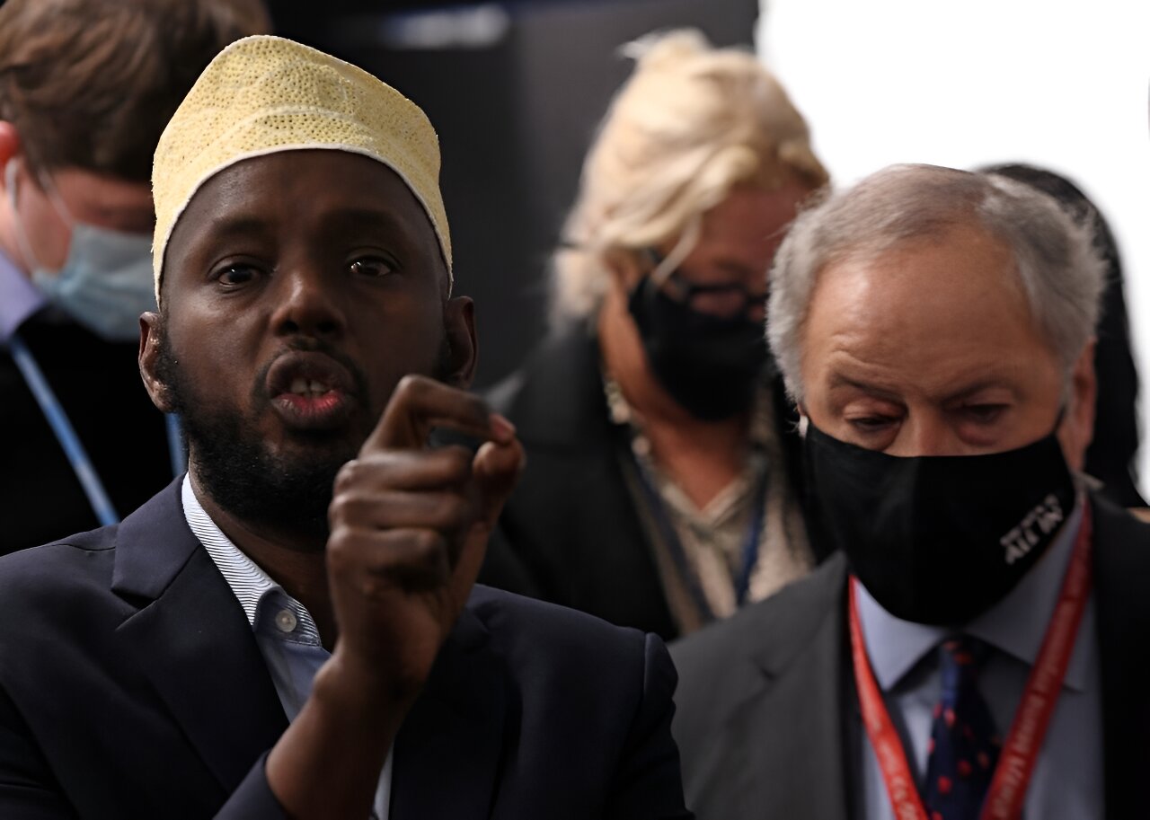 محمد أدو، مدير مركز أبحاث Power Shift Africa