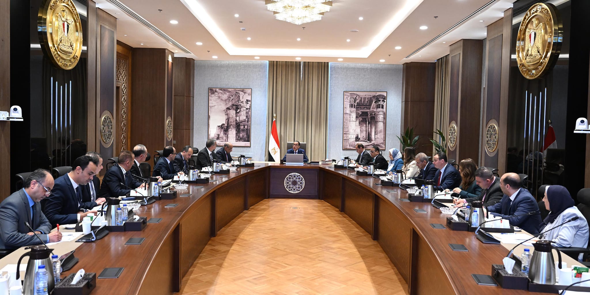 أول اجتماع بعد تشكيل الحكومة الجديدة