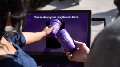 مبادرة الأكواب القابلة لإعادة الاستخدام في الأول من أغسطس وستستمر حتى نوفمبر