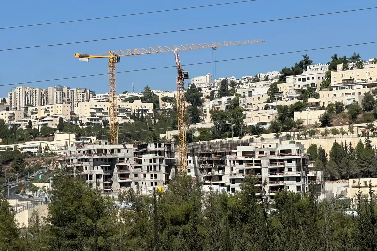 مستوطنة بسغات زئيف في القدس