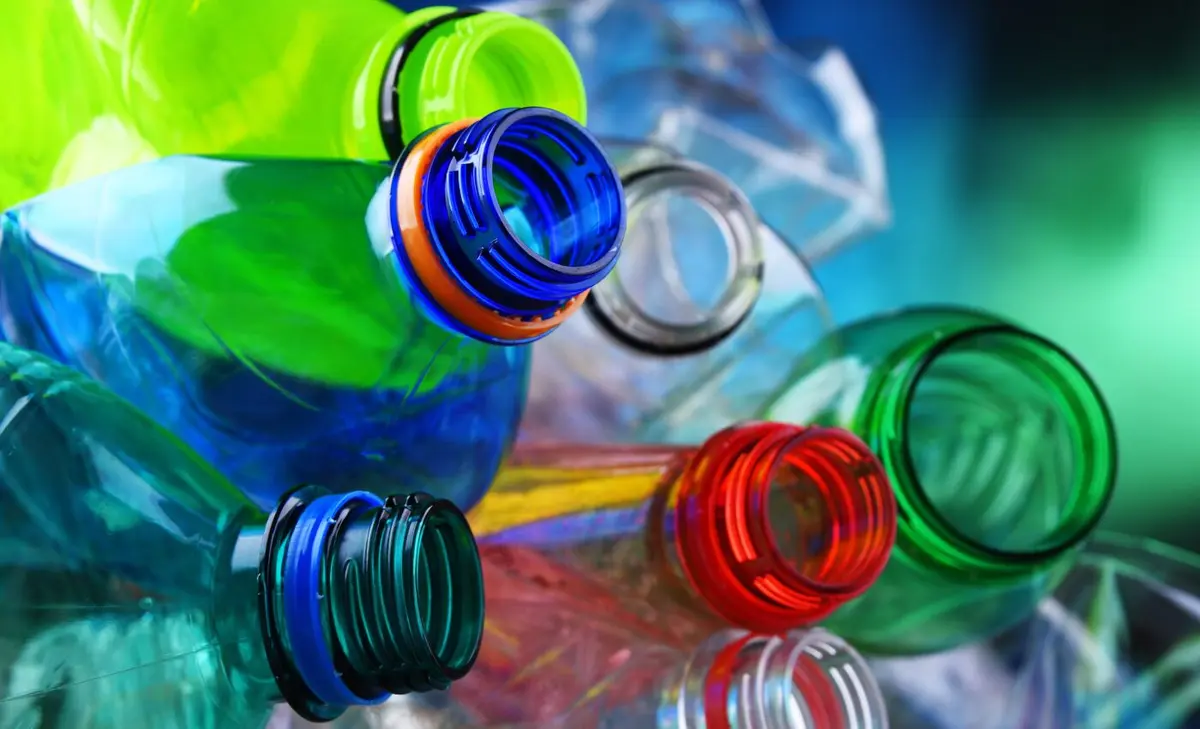 إعادة تدوير النفايات البلاستيكية