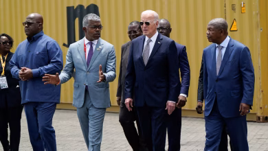 بايدن يصل أنجولا في زيارة لإفريقيا