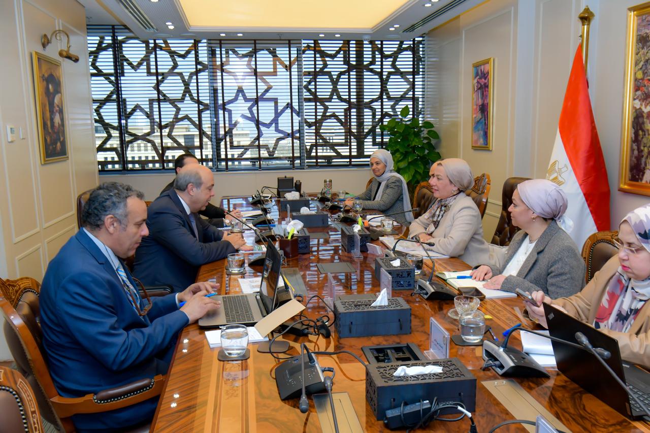لقاء وزيرة البيئة ووزير الطيران لبحث خطط التكيف مع التغيرات المناخية