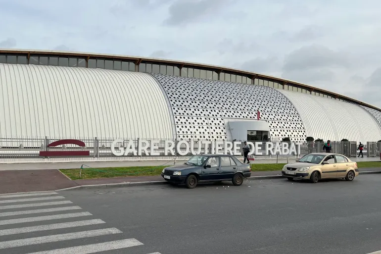محطة الحافلات في الرباط صممت وفق هندسة متفردة تجمع بين الأصالة والمعاصرة (الجزيرة)