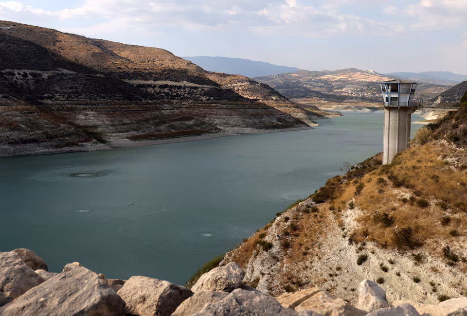 تحلية البحر تصبح طوق نجاة لقبرص