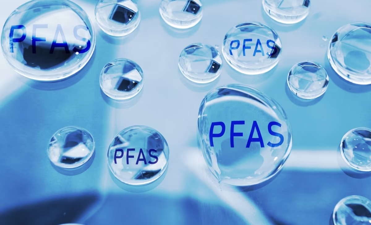 المواد الكيميائية السامة في المياه