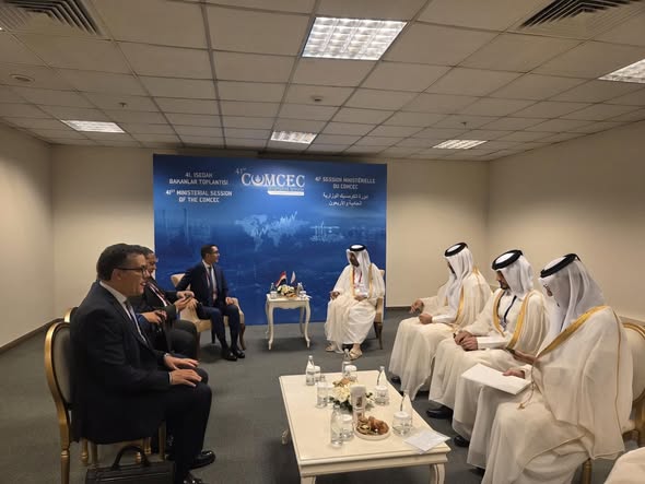 الشيخ فيصل بن ثاني بن فيصل آل ثاني، وزير التجارة والصناعة بدولة قطر