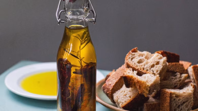 كيفية تحويل بقايا المطبخ إلى زيت منكه