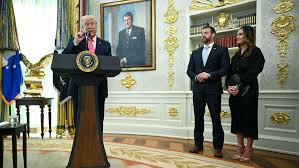 الرئيس الأمريكي دونالد ترمب