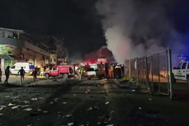 سيارات الإطفاء في الضاحية الجنوبية لبيروت بعد غارات إسرائيلية