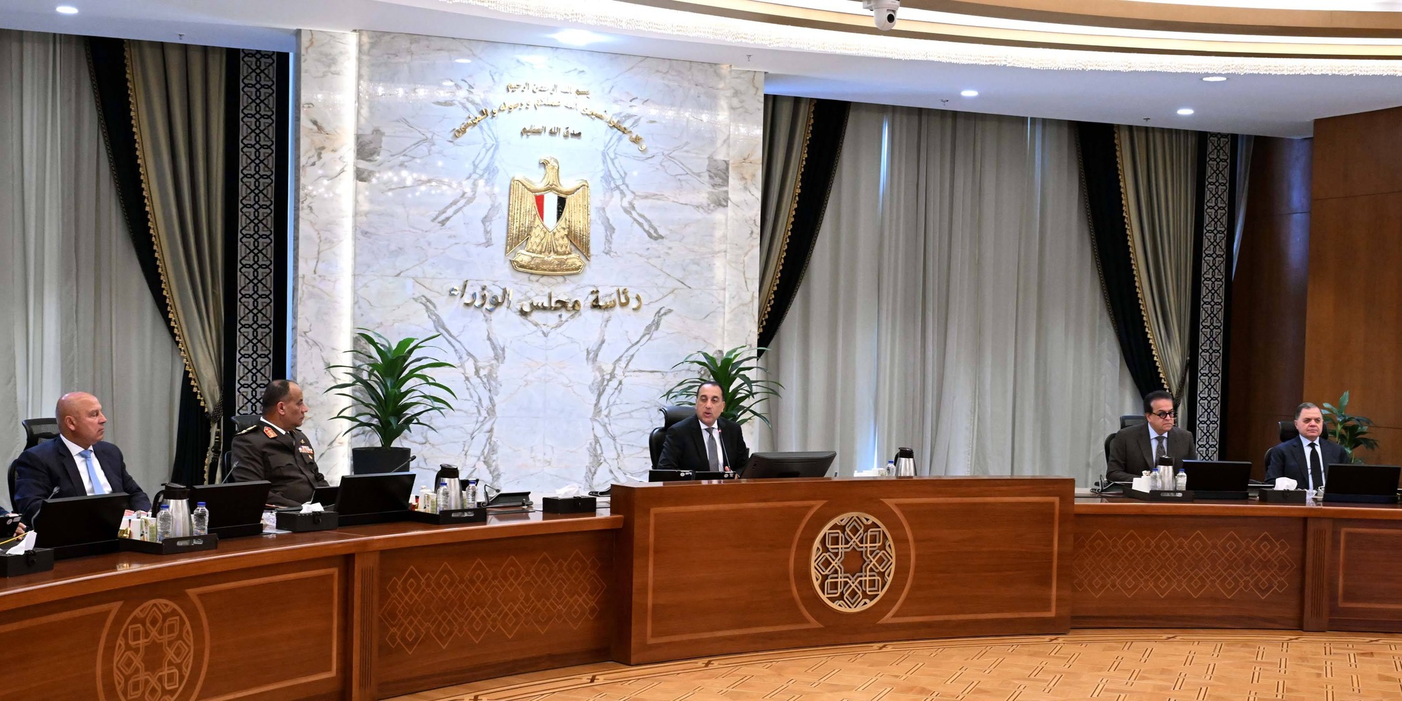 مجلس الوزراء