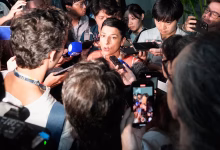 وزيرة البيئة الكولومبية تتحدث خلال مؤتمر مناخي وسط حضور إعلامي، في إطار التحضير لمؤتمر سانتا مارتا