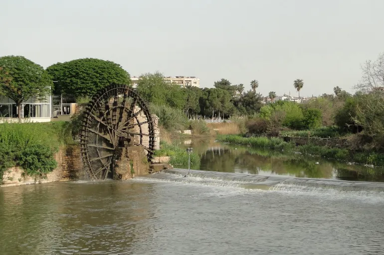 امتلاء نهر العاصي في حماة