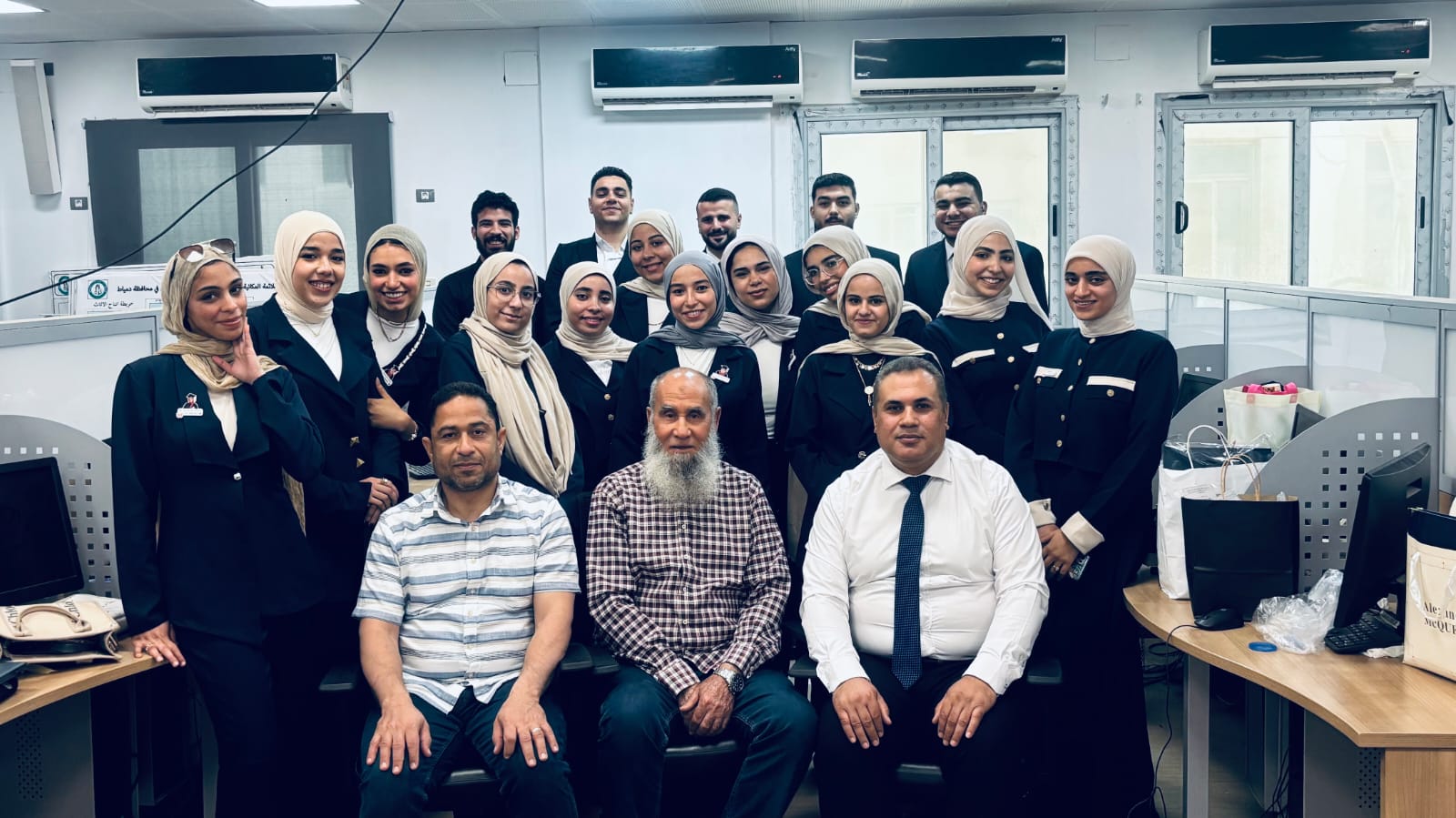 طلاب كلية الآداب بجامعة دمياط، قسم نظم المعلومات الجغرافية وعلوم المساحة والتخطيط