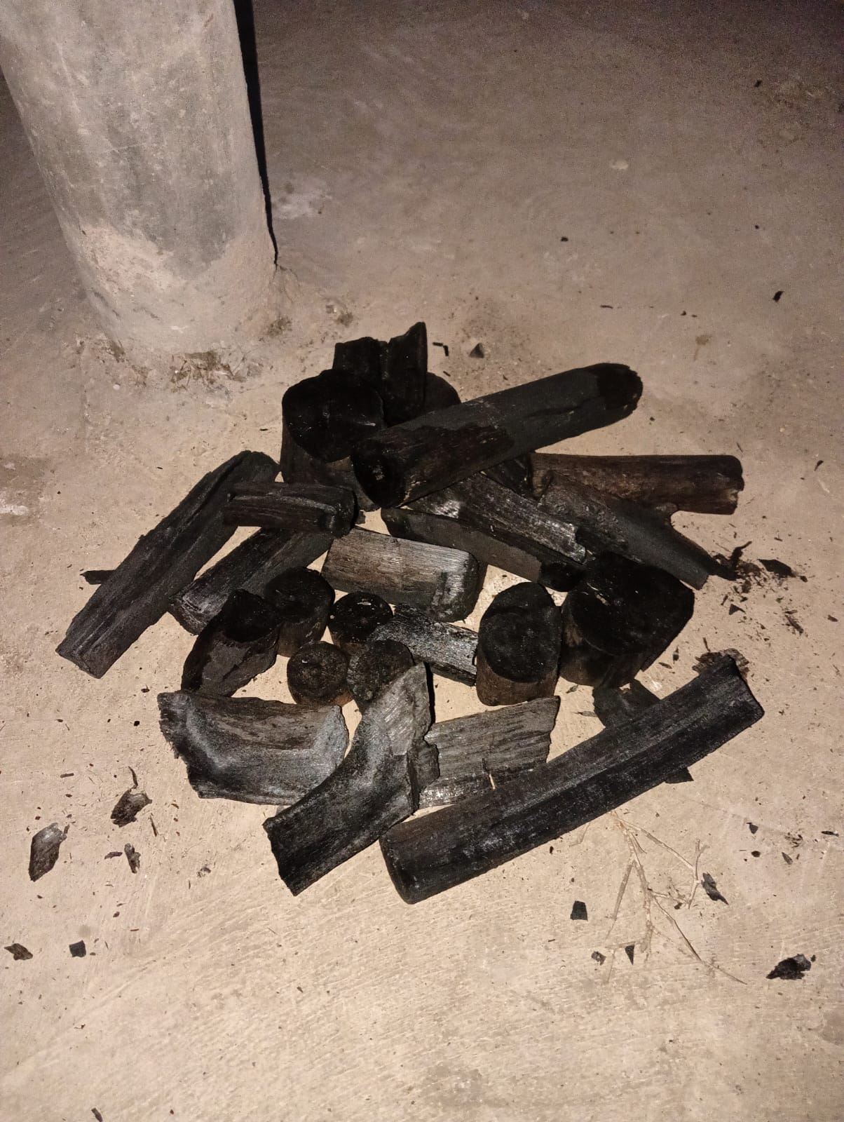 حلًا متكاملًا لمعالجة مياه الصرف، عبر دمج ثلاثي متطور يجمع بين تقنيات النانو، والـ biochar المعدّل، والكائنات الدقيقة