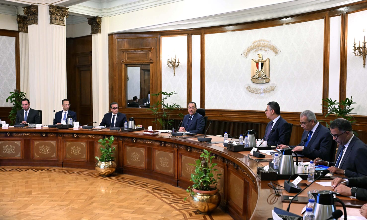 مصطفى مدبولي تابع تطورات منظومة كارت الخدمات الحكومية الموحد، التي تهدف إلى توحيد كل خدمات الدعم في بطاقة واحدة للمواطنين المستحقين.