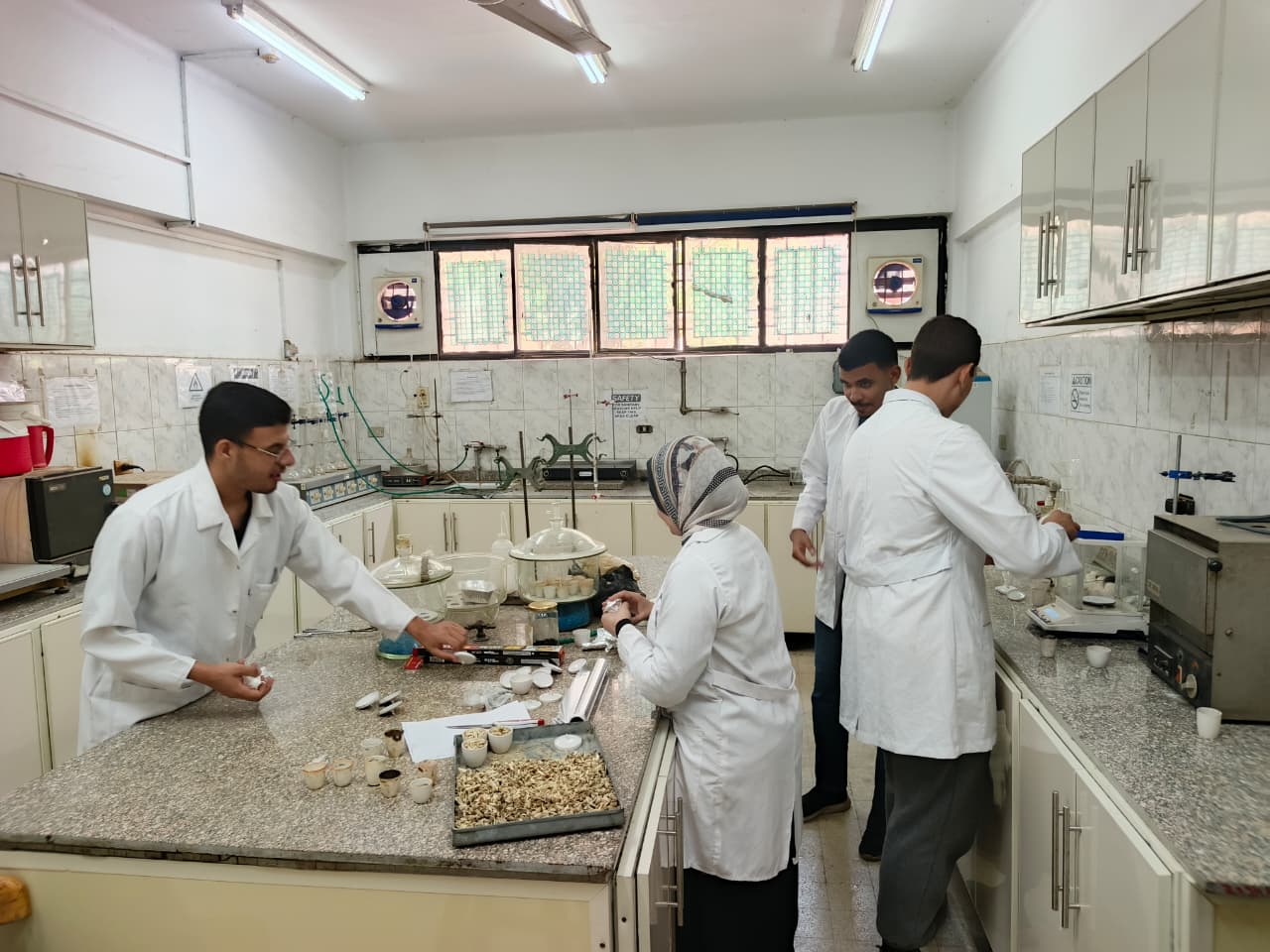 تقنية مبتكرة تعتمد على مخلفات الدواجن لتنقية المياه