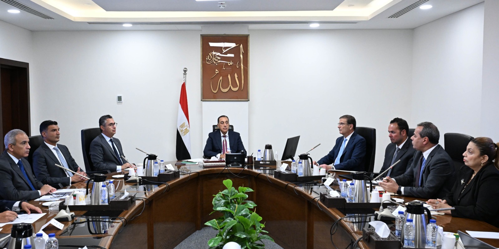 رئيس الوزراء يستعرض مبادرة «القرية المنتجة» لتعزيز التنمية المستدامة وخلق فرص عمل بالريف
